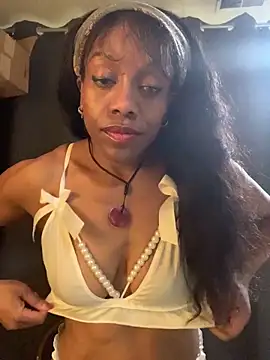 Snapshot of NatalieGainer_goodies chatting on 03-13-26, 11:11 NatalieGainer goodies online show from 03-13-26, 11:11