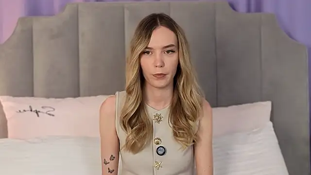 NikkiRyx online show from 05-21-26, 03:19
