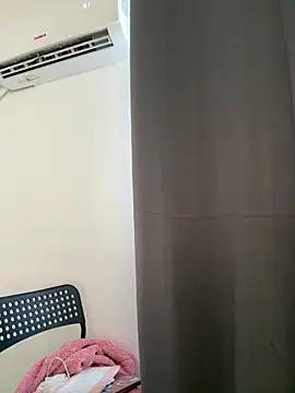 MelaFoxx online show from 02-08-26, 01:14