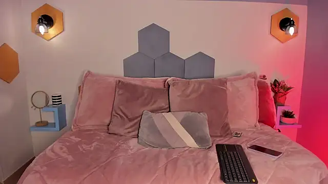 Afrodita sweeet online show from 02-25-26, 08:40