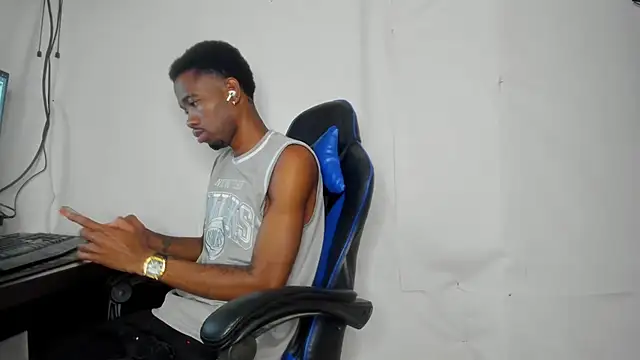 Kofi exotic 2 online show from 07-26-26, 11:11