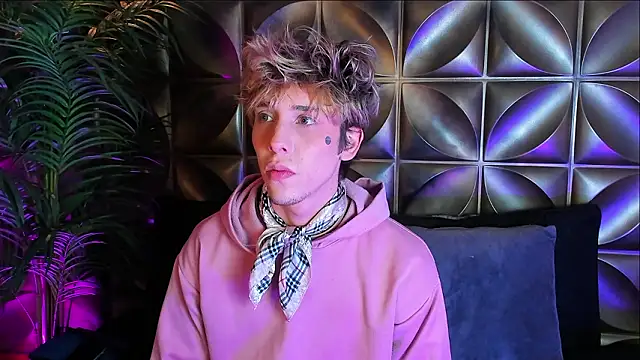 DannyParker  online show from 02-21-26, 04:46