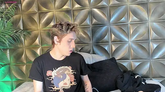 DannyParker  online show from 03-14-26, 04:51