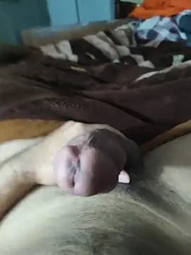 Snapshot of amirMohamed58 chatting on 03-16-26, 07:45 amirMohamed58 online show from 03-16-26, 07:45