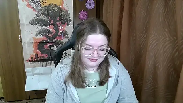 Teasing Dora online show from 04-07-26, 11:15