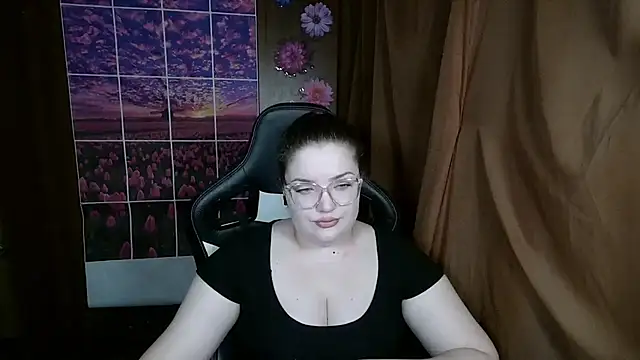 Snapshot of Teasing_Dora chatting on 05-29-26, 02:09 Teasing Dora online show from 05-29-26, 02:09