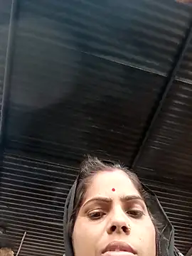 Snapshot of Priyakoli4568 chatting on 04-17-26, 12:46 Priyakoli4568 online show from 04-17-26, 12:46