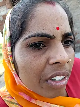 Snapshot of Priyakoli4568 chatting on 05-01-26, 02:16 Priyakoli4568 online show from 05-01-26, 02:16
