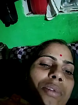Snapshot of Priyakoli4568 chatting on 05-08-26, 03:50 Priyakoli4568 online show from 05-08-26, 03:50