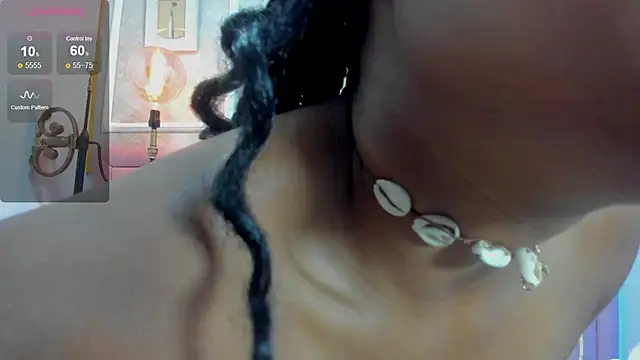 Snapshot of Luna_cocoa chatting on 02-03-26, 12:43 Luna cocoa online show from 02-03-26, 12:43