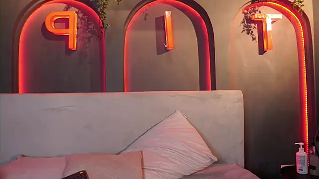 LiliCoxx online show from 06-11-26, 12:36