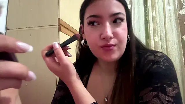 LunaVelix online show from 02-06-26, 08:29