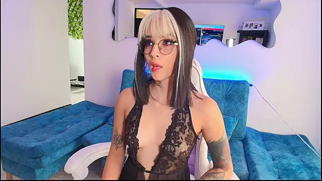 Giaa Moretii online show from 04-19-26, 02:49