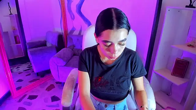 GemmaBrown online show from 04-28-26, 12:54