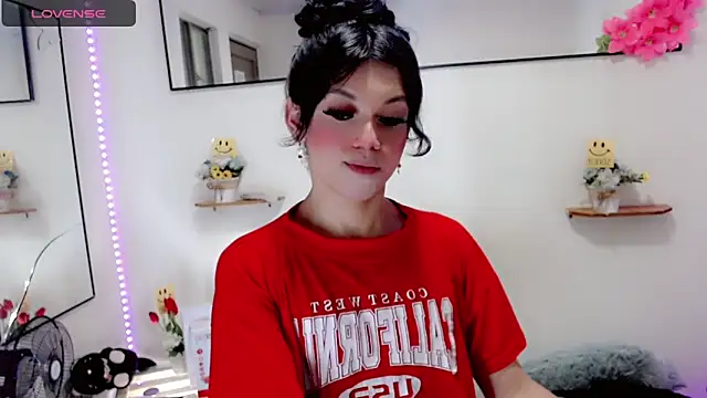 NathalialLooes online show from 03-02-26, 07:15