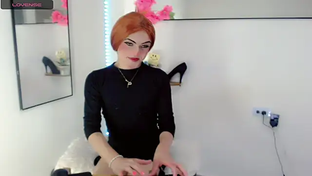 NathalialLooes online show from 04-25-26, 05:21