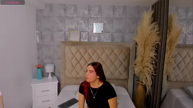 CleoFoxx  online show from 04-23-26, 01:13