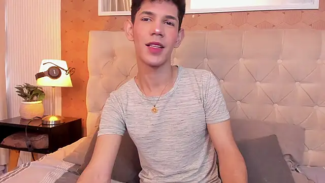 arlequiin  online show from 02-19-26, 08:27