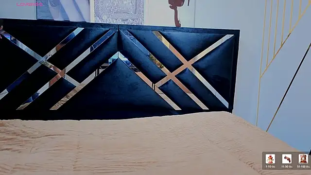 Zoe-yanin online show from 04-25-26, 06:49