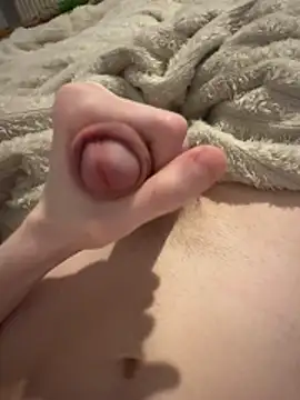 Snapshot of Skyclub_ chatting on 02-16-26, 12:56 Skyclub online show from 02-16-26, 12:56