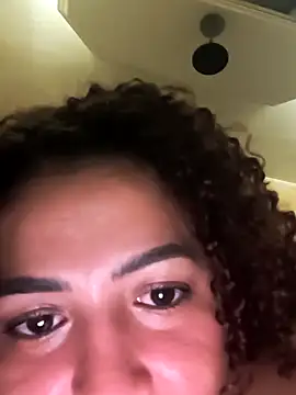 Snapshot of Dree4i20 chatting on 02-11-26, 11:54 Dree4i20 online show from 02-11-26, 11:54