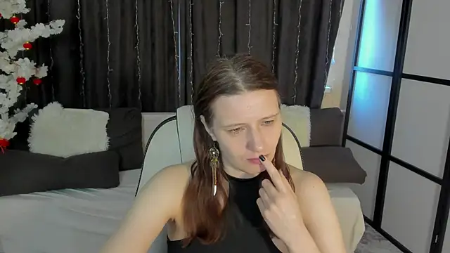 Kathrine Meyer online show from 04-02-26, 02:09