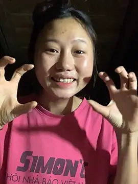 Snapshot of ngoccc-nga chatting on 02-08-26, 01:42 ngoccc-nga online show from 02-08-26, 01:42