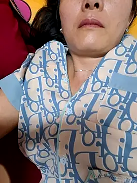 Baby-loveass69 online show from 04-25-26, 11:35