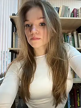Snapshot of StreetSquirt chatting on 05-02-26, 04:17 StreetSquirt online show from 05-02-26, 04:17