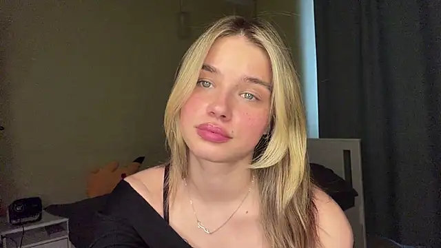 EarthaStinett online show from 04-27-26, 11:41