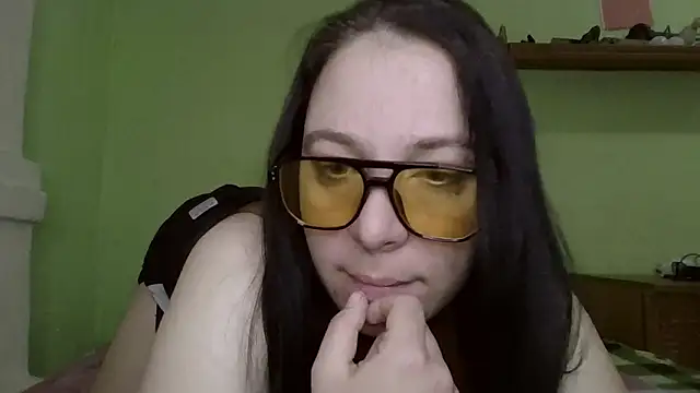 MillaSourety online show from 02-05-26, 12:43