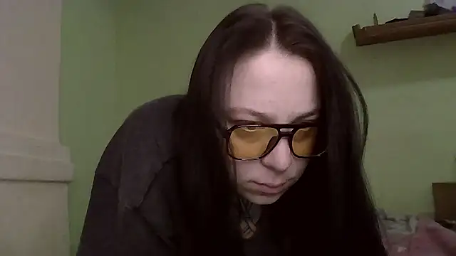 MillaSourety online show from 02-11-26, 08:19