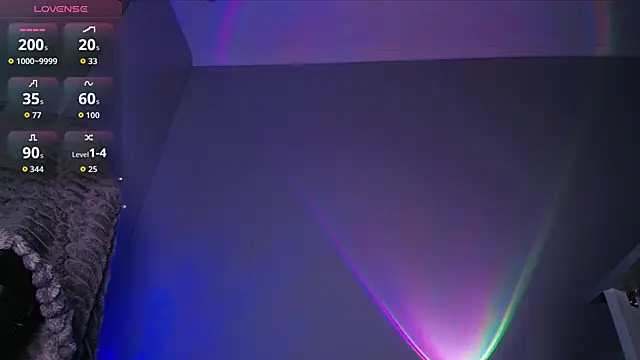 leehaeun7 online show from 04-27-26, 07:23