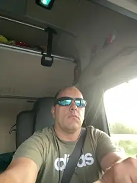 kipsy0 online show from 05-14-26, 07:20