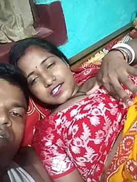 Snapshot of Your_deshibhabi25years chatting on 05-20-26, 10:54 Your deshibhabi25years online show from 05-20-26, 10:54