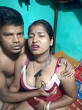 Snapshot of Your_deshibhabi25years chatting on 06-11-26, 10:30 Your deshibhabi25years online show from 06-11-26, 10:30