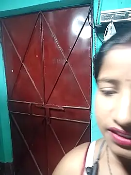 Snapshot of Your_deshibhabi25years chatting on 06-12-26, 10:08 Your deshibhabi25years online show from 06-12-26, 10:08