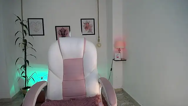 adhara 11 online show from 03-24-26, 10:37