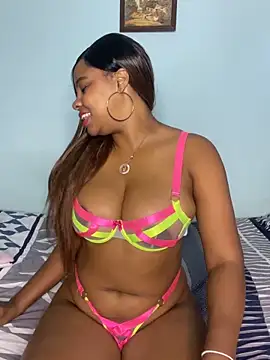 Snapshot of LUCIA-FERRERO chatting on 02-07-26, 03:27 LUCIA-FERRERO online show from 02-07-26, 03:27