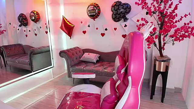 Zoe 18T online show from 02-17-26, 07:31