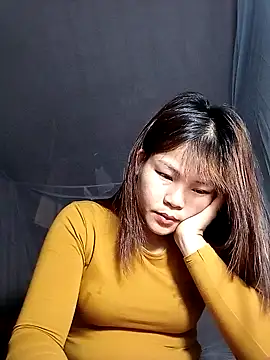 Snapshot of Beeio_diaeo chatting on 02-05-26, 02:43 Beeio diaeo online show from 02-05-26, 02:43