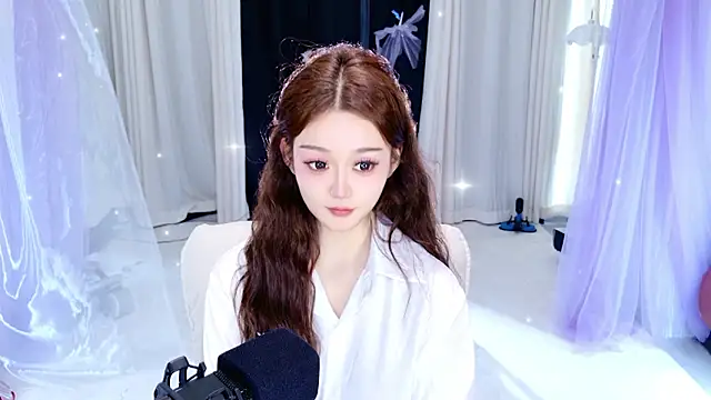 Dancer Lucky-Nini online show from 02-20-26, 06:48