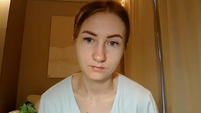 Snapshot of BluueSilk chatting on 01-16-25, 06:14 BluueSilk online show from 01-16-25, 06:14