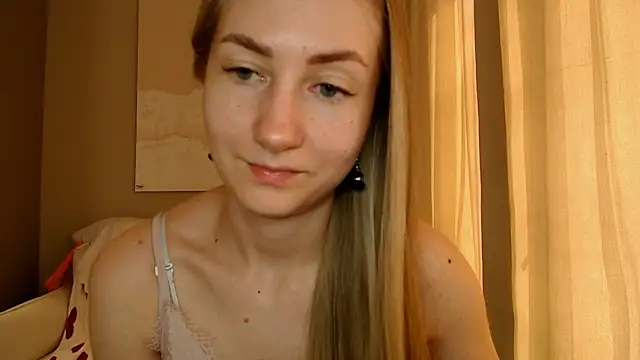 Snapshot of BluueSilk chatting on 02-12-25, 09:20 BluueSilk online show from 02-12-25, 09:20