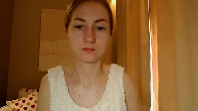 Snapshot of BluueSilk chatting on 02-15-25, 05:51 BluueSilk online show from 02-15-25, 05:51