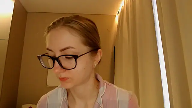 Snapshot of BluueSilk chatting on 03-01-25, 05:52 BluueSilk online show from 03-01-25, 05:52