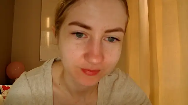 Snapshot of BluueSilk chatting on 03-04-25, 06:04 BluueSilk online show from 03-04-25, 06:04