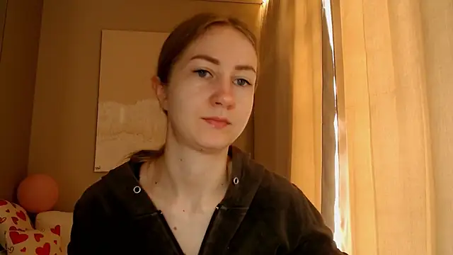 Snapshot of BluueSilk chatting on 03-17-25, 06:18 BluueSilk online show from 03-17-25, 06:18