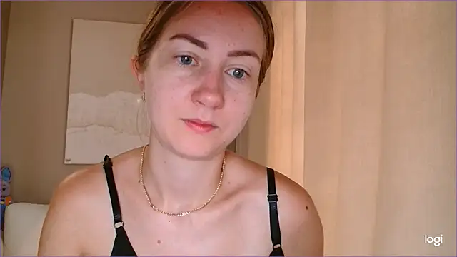 Snapshot of BluueSilk chatting on 09-10-25, 05:29 BluueSilk online show from 09-10-25, 05:29