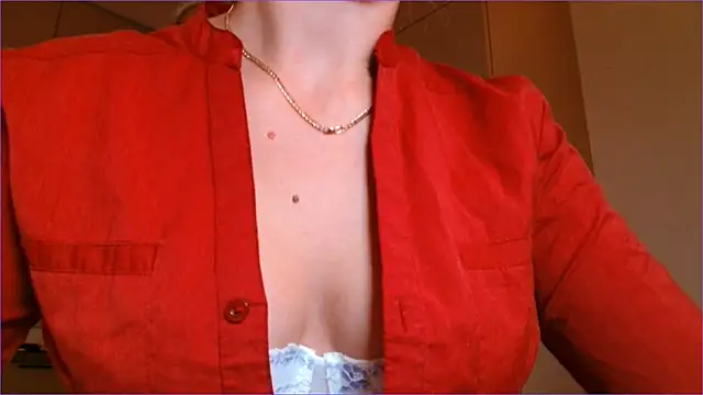 Snapshot of BluueSilk chatting on 11-04-25, 05:50 BluueSilk online show from 11-04-25, 05:50